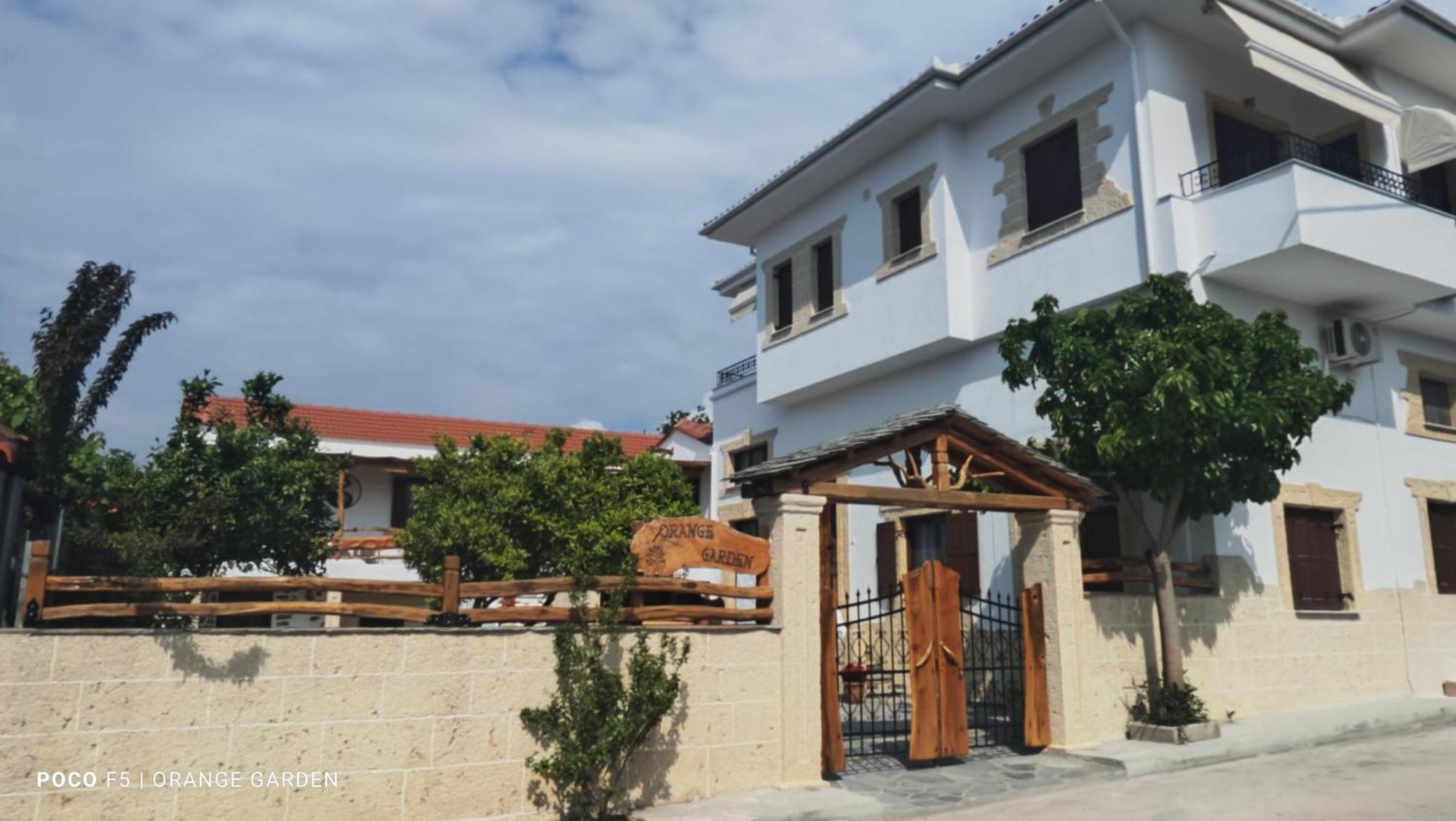 Orange Garden Loft Apartman Kalá Nerá Kültér fotó